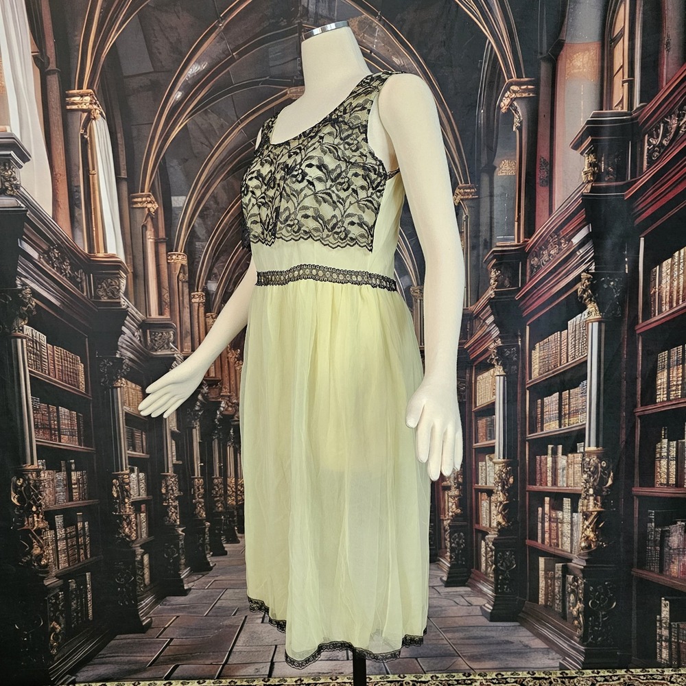 Vintage 1960s Lingerie Nightgown Slip Dress Yellow Black Lace Trim Retro Pinup - Picture 9 of 11